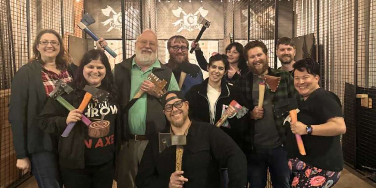 Date Night Axe Throwing in Austin: Top Venues with Drinks & Vibes