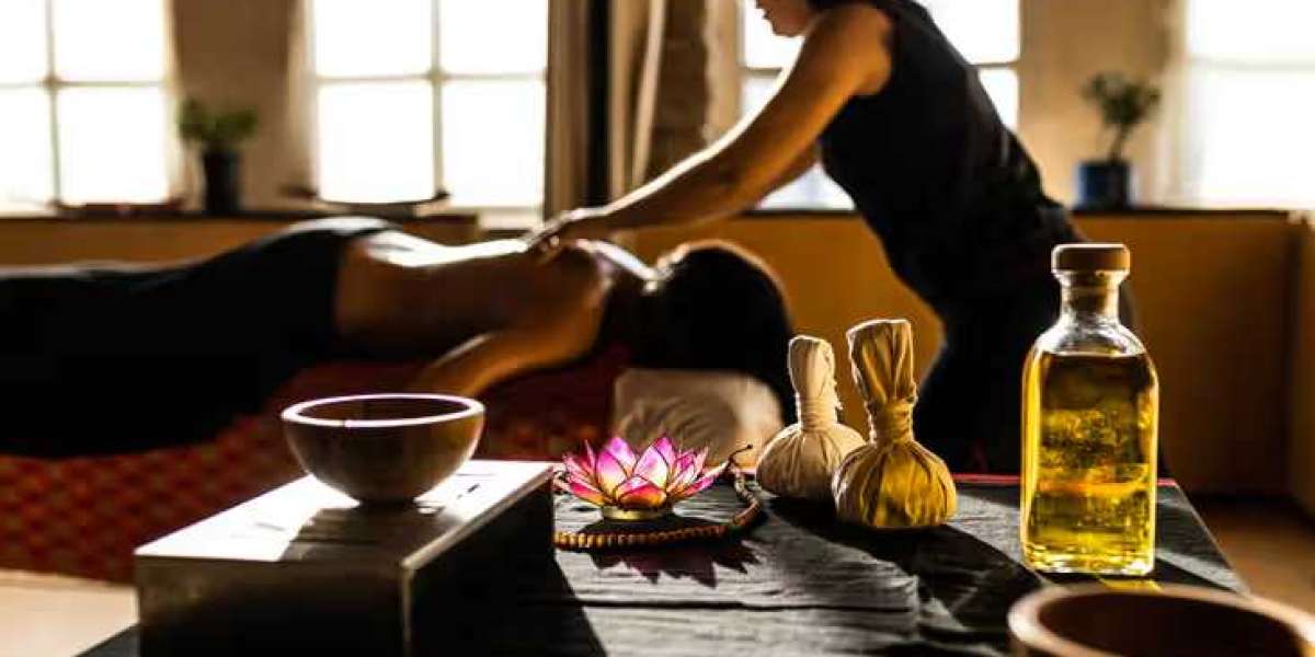 Discover Holistic Healing with an Ayurvedic Herbalist in the Bay Area