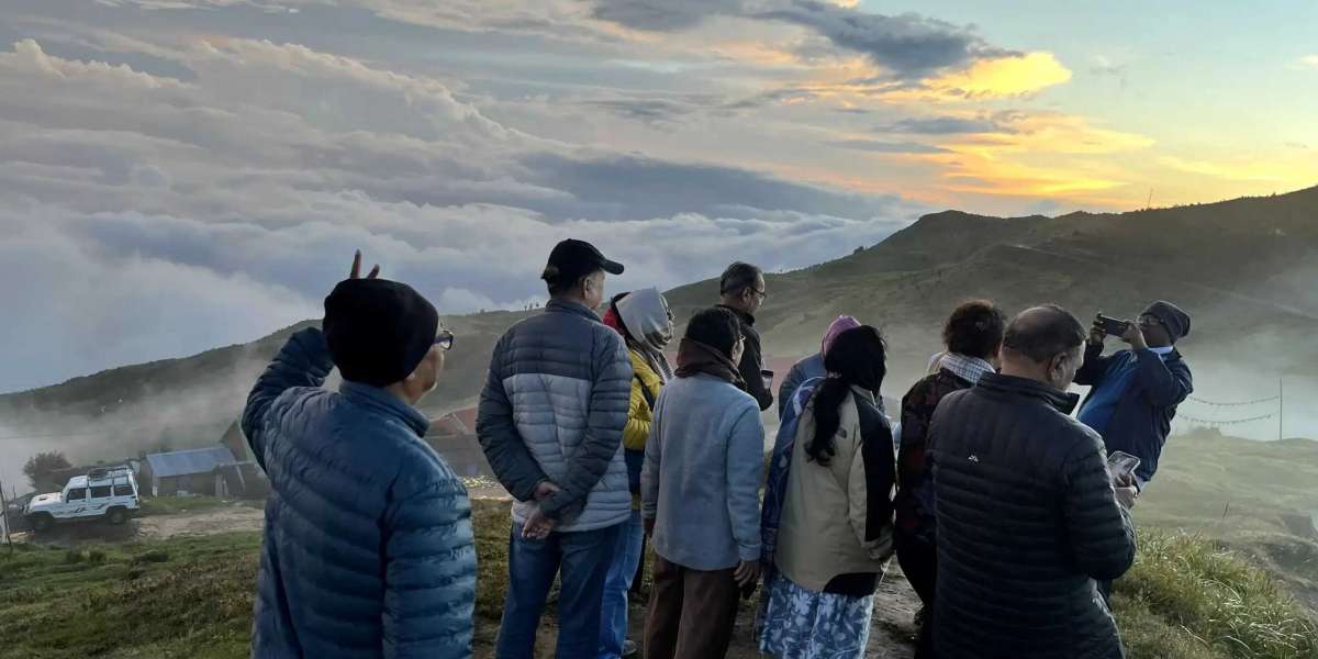 Best Sandakphu Trek Package | Guided Himalayan Treks