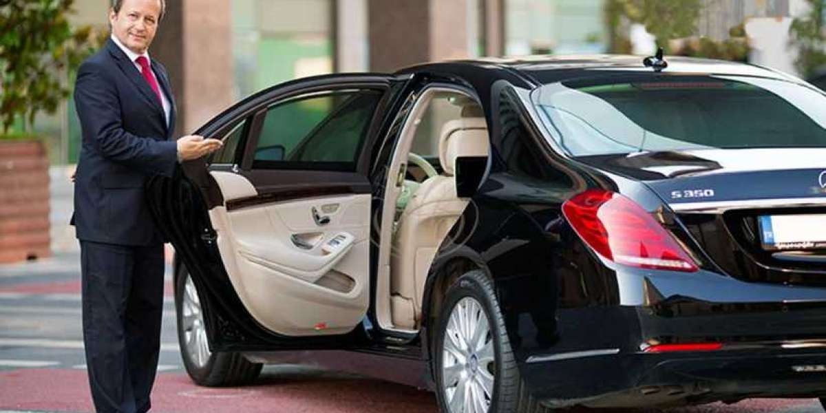 Manchester Airport Luxury Car Hire & Chauffeur Service