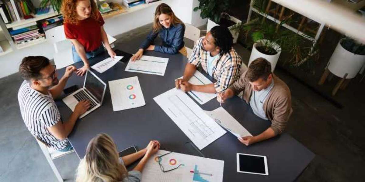 Freelance Web Designer Riyadh: How Professional Web Design Supports Business Growth