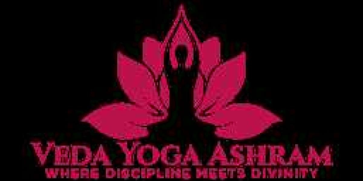 best Yoga Teacher Training in Rishikesh